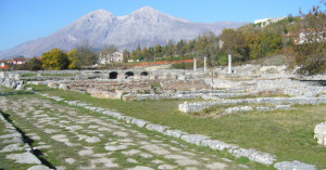 Alba-Fu­cens