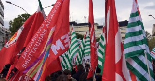 Crisi Brioni - Manifestanti