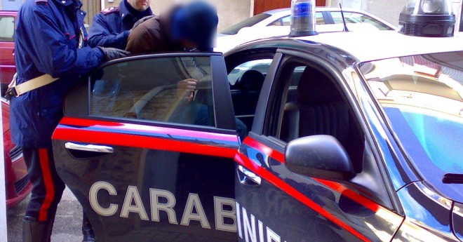 Carabinieri-arresto