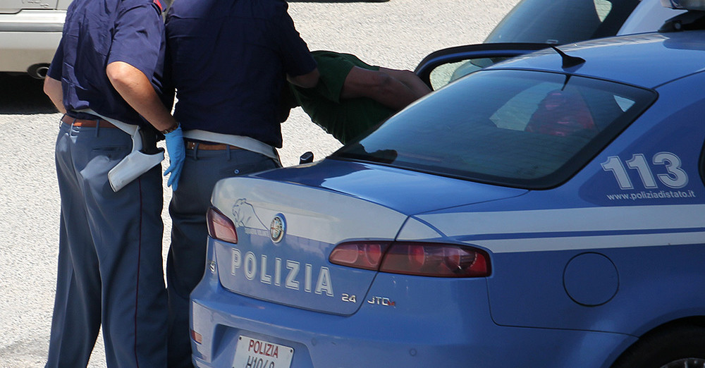 Polizia-arresto