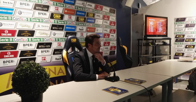 Massimo-Oddo-in-conferenza-stampa-a-Modena