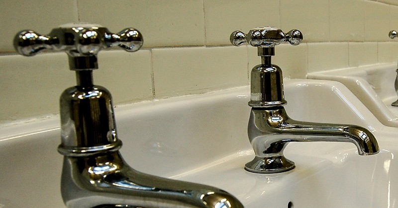 Rubinetti, tracce di legionella
