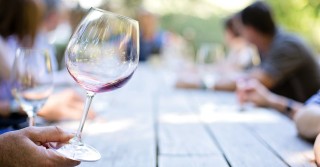 Alcol, elevato consumo all'Aquila