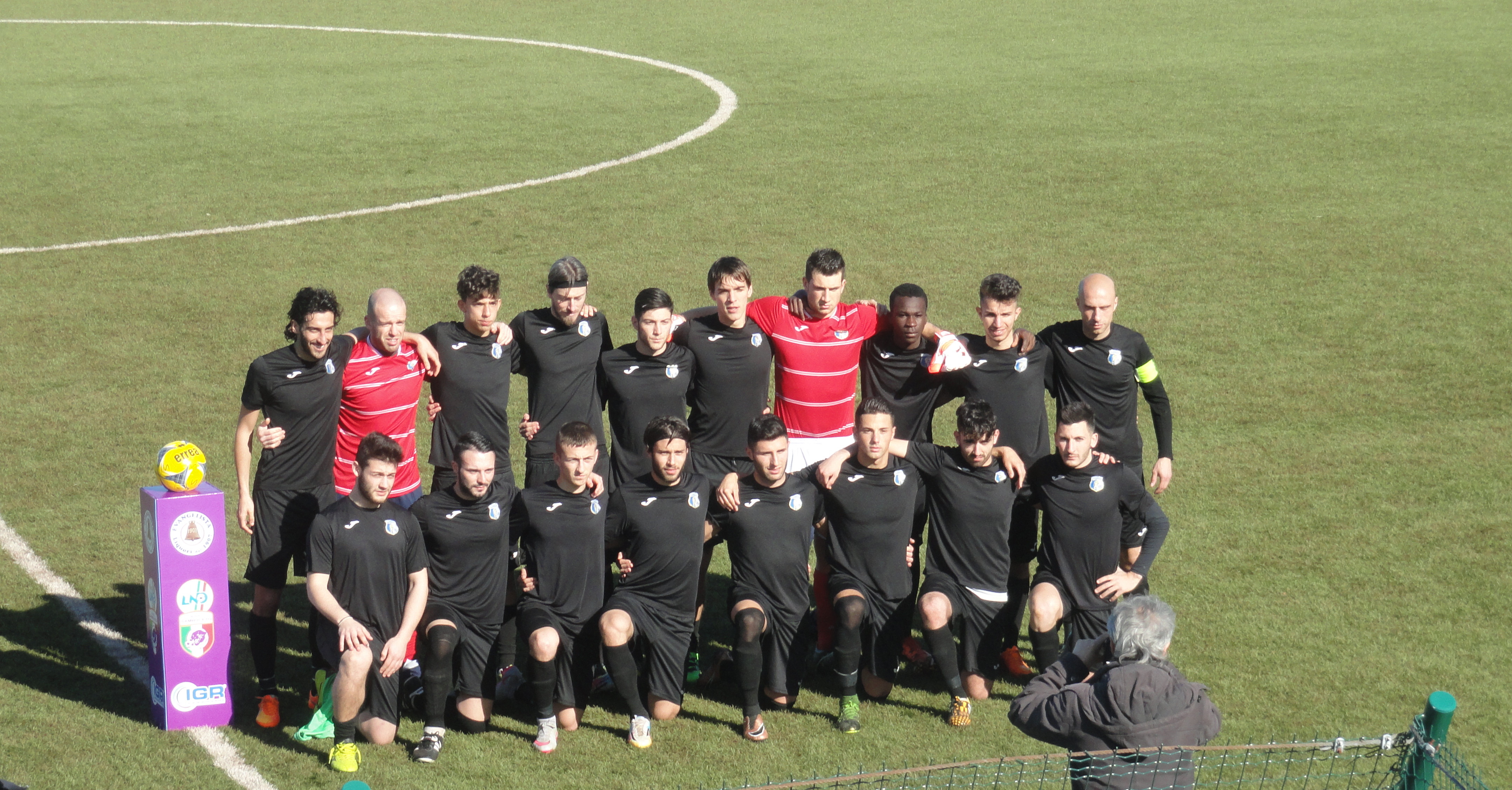 foto della squadra del martinsucuro
