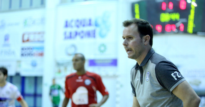 fuentes-allenatore-calcio-a-5-dellacquaesapone