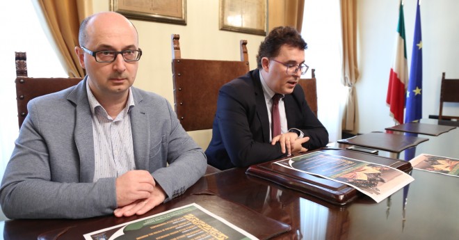 un-momento-della-conferenza-stampa