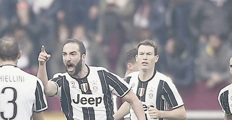 higuain-festeggia-dopo-il-gol