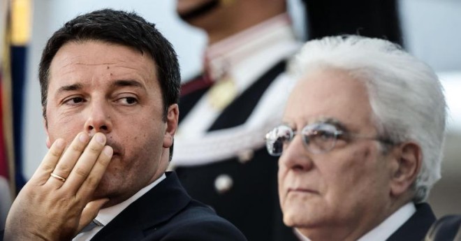 Referendum costituzionale, dimissioni Renzi rinviate
