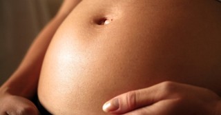 Bonus Mamme Domani, sostegno per 800 euro