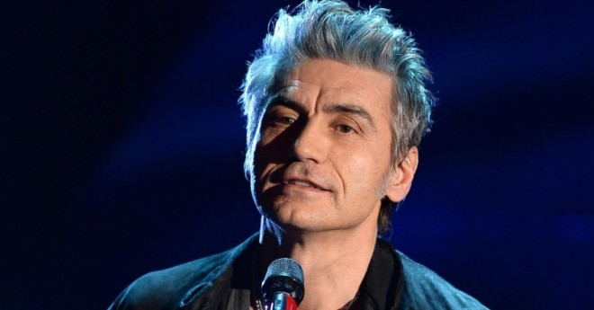 Ligabue, rinviato il debutto del tour 2017