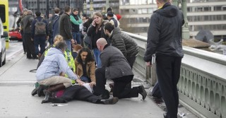 Londra, attacco al Parlamento