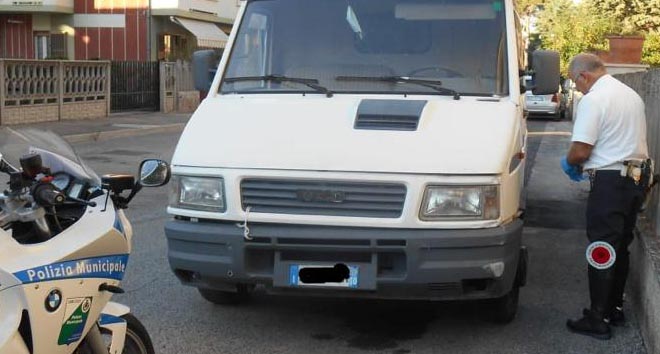 polizia locare mezzi rubati