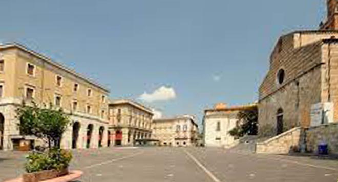 piazza della libertà teramo