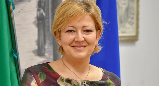 Assessore Lorena Mastrilli roseto
