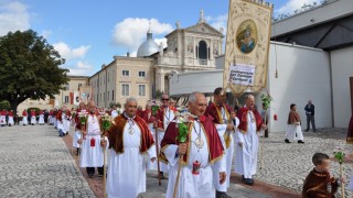 Raduno delle confraternite san gabriele teramo