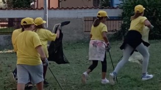 legambiente e scuole pulizia pineto