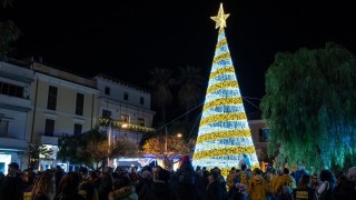 albero di natale a roseto 2023