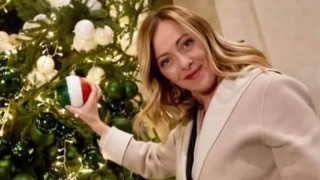 giorgia meloni e i regali di natale