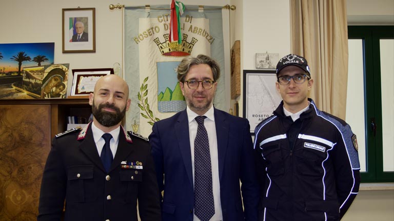 i due nuovi agenti a Roseto