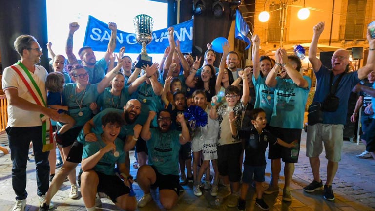San Giovanni - I vincitori del primo palio delle contrade di Roseto