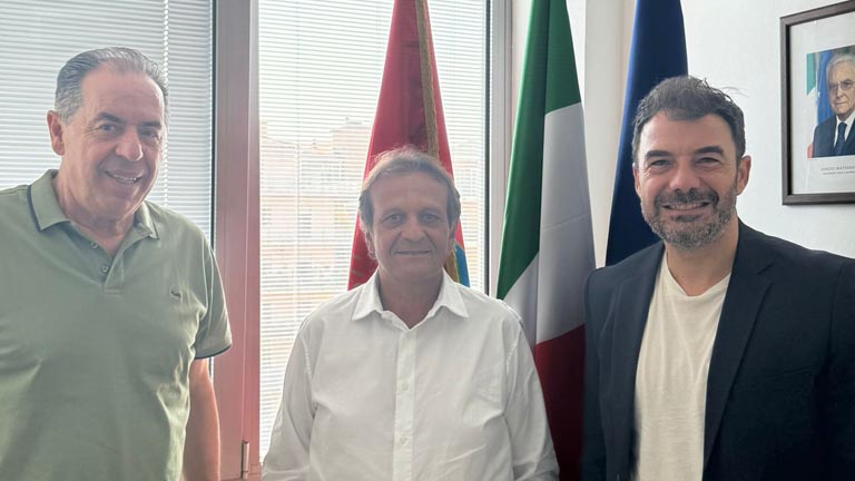 TRASPORTI PUBBLICI E MOBILITÀ A FOSSACESIA, INCONTRO SINDACO E ASSESSORE REGIONALE AI TRASPORTI D'ANNUNTIIS