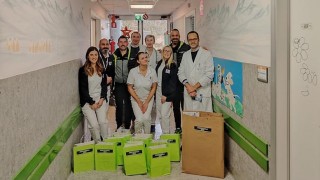 Regali e doni speciali dell’Asd Fuorisella Bike ai bambini del reparto pediatrico dell’ospedale Val Vibrata