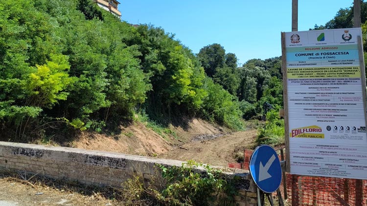 FOSSACESIA- RIPARTITI I LAVORI IN VIA BONAVIA DOPO 4 ANNI DI STOP