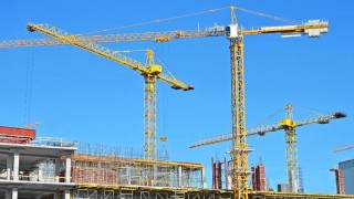 gru cantiere