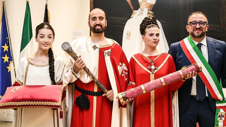 731ª PERDONANZA CELESTINIANA Avvenuto il passaggio di consegne