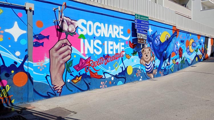 sognare insieme a Roseto street art