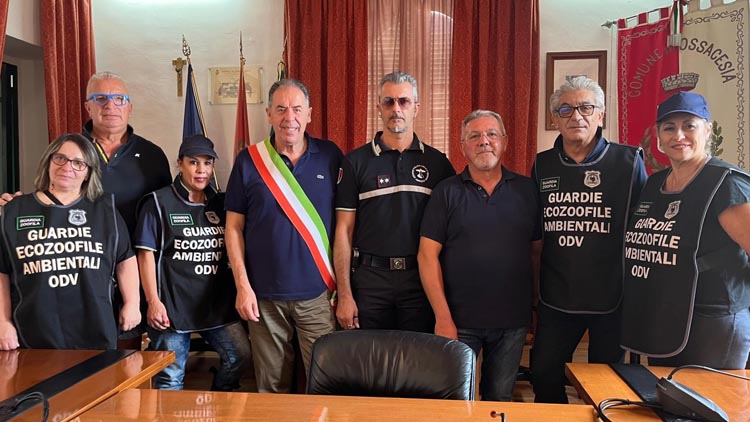 PRESENTATA LA SEZIONE GE.A.-ODV DELLE GUARDIE ECOZOOFILE AMBIENTALI AL COMUNE DI FOSSACESIA