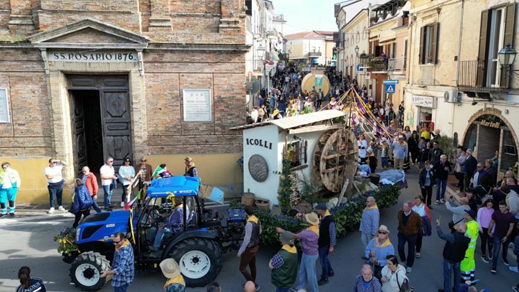 festa dell'uva e vino a Fossacesia