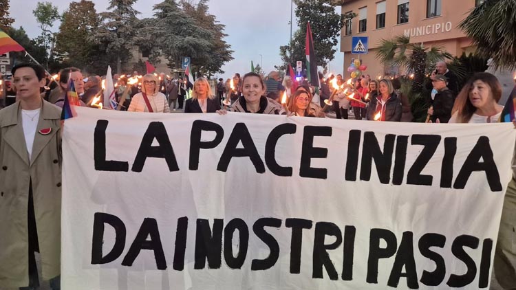 fiaccolata per la pace a spoltore