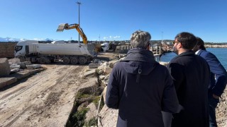 lavori a cologna spiaggia