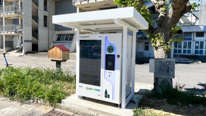 mangiaplastica in Piazza Olimpia Roseto