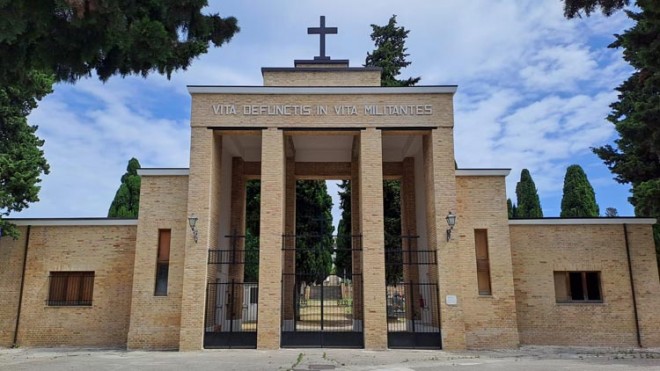 cimitero Pineto