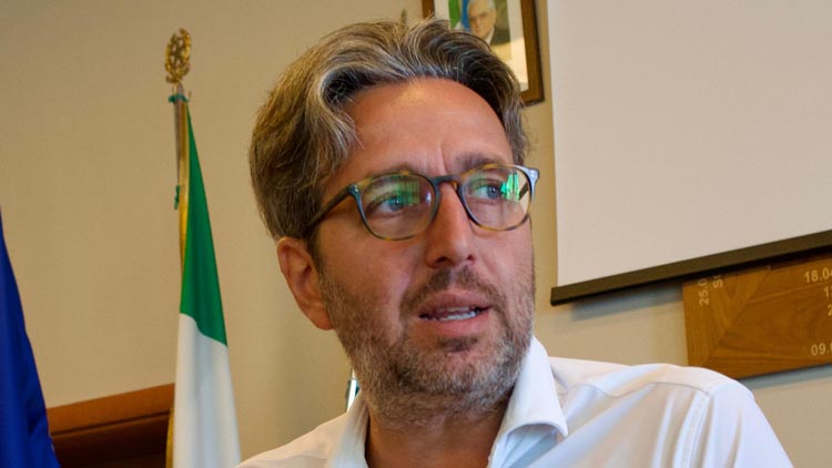 sindaco di Roseto Nugnes