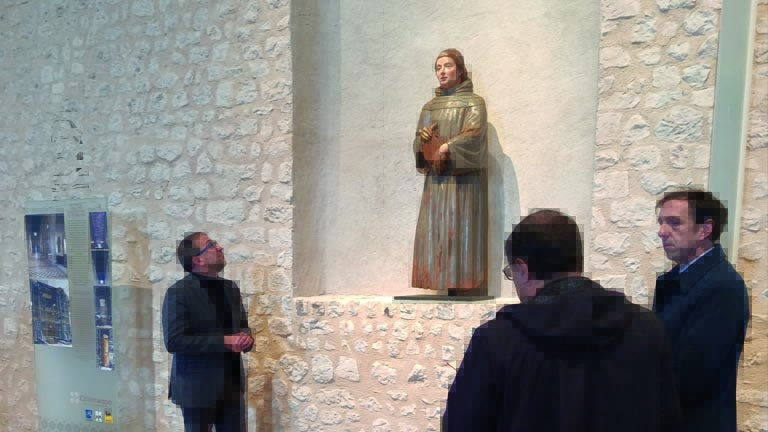 Statua del Santo francescano