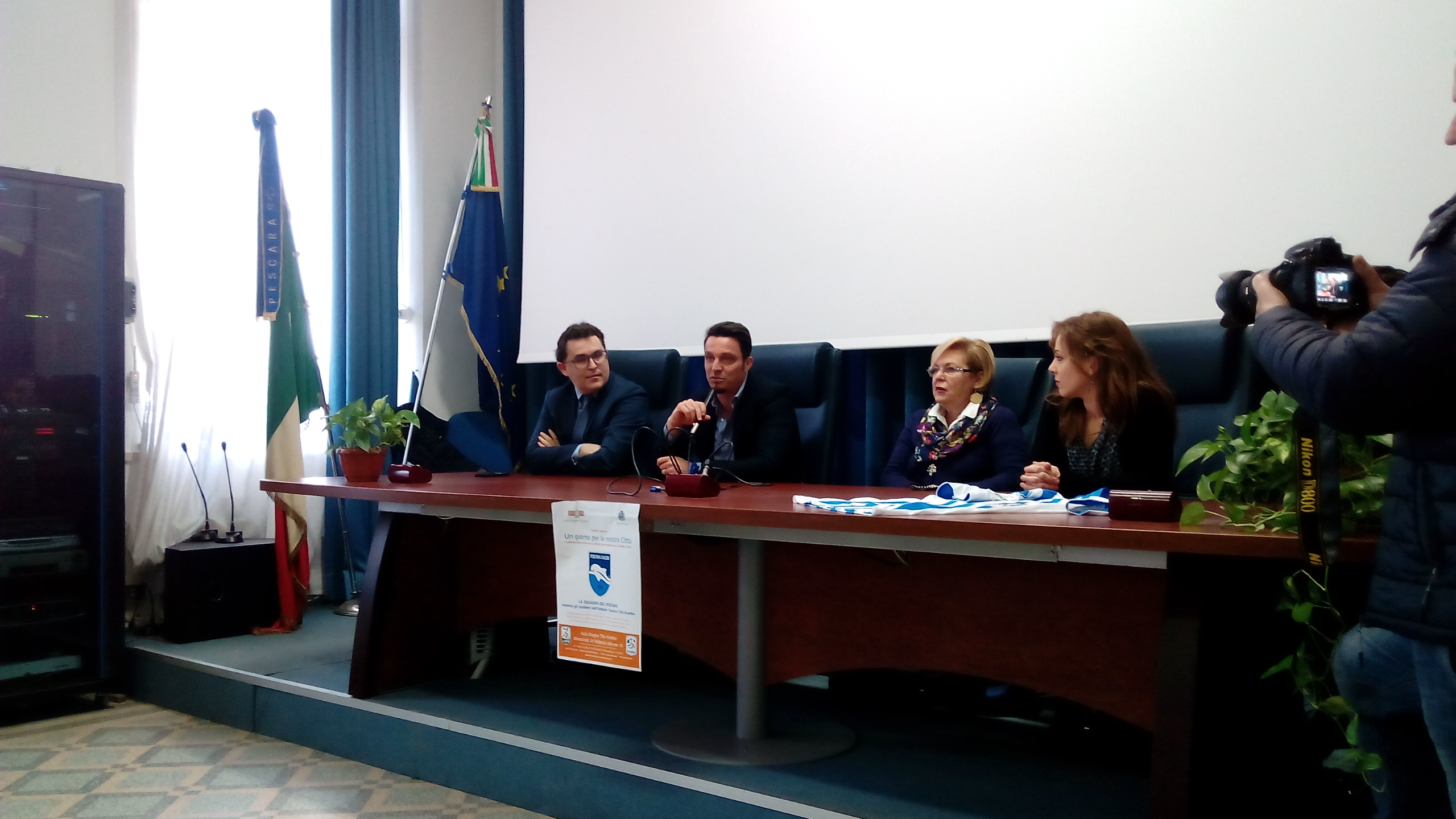 Il tavolo con i relatori