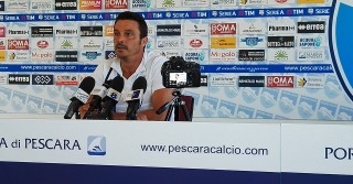 Oddo-durante-la-conferenza-stampa