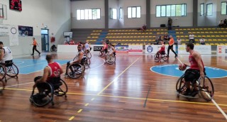 basket in carrozzina