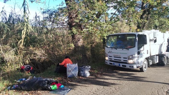 rifiuti a pineto