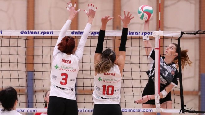 sara cipriani in azione