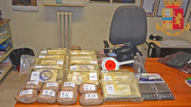 arresto spacciatore di stupefacente