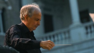 direttore d'orchestra vittorio parisi