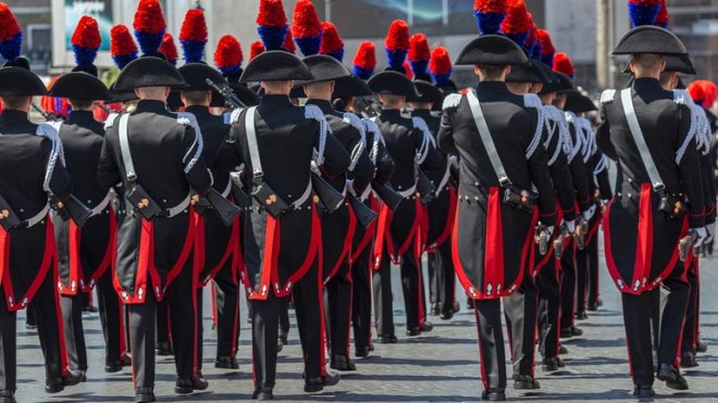 parata carabinieri