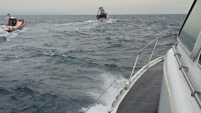 salvataggio motopeschereccio Pescara