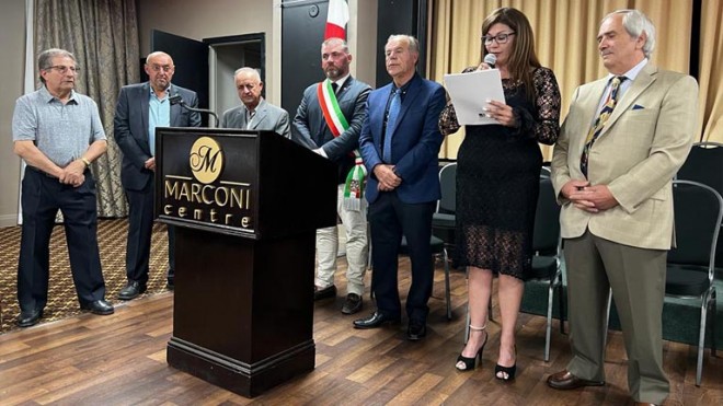 PROGETTO LA VALIGIA DI CARTONE