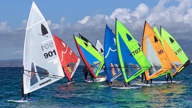 windsurf