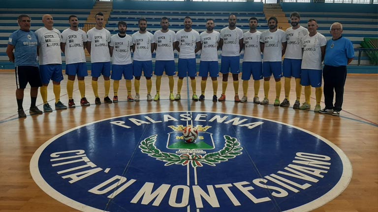 Calcio a 5 polizia locale di montesilvano